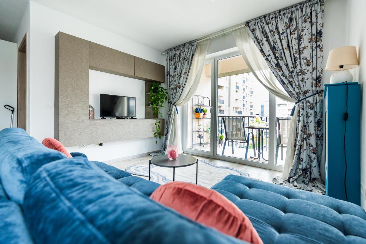 Lovely Chic Studio, On A Beautiful Promenade Lägenhet Braşov Exteriör bild